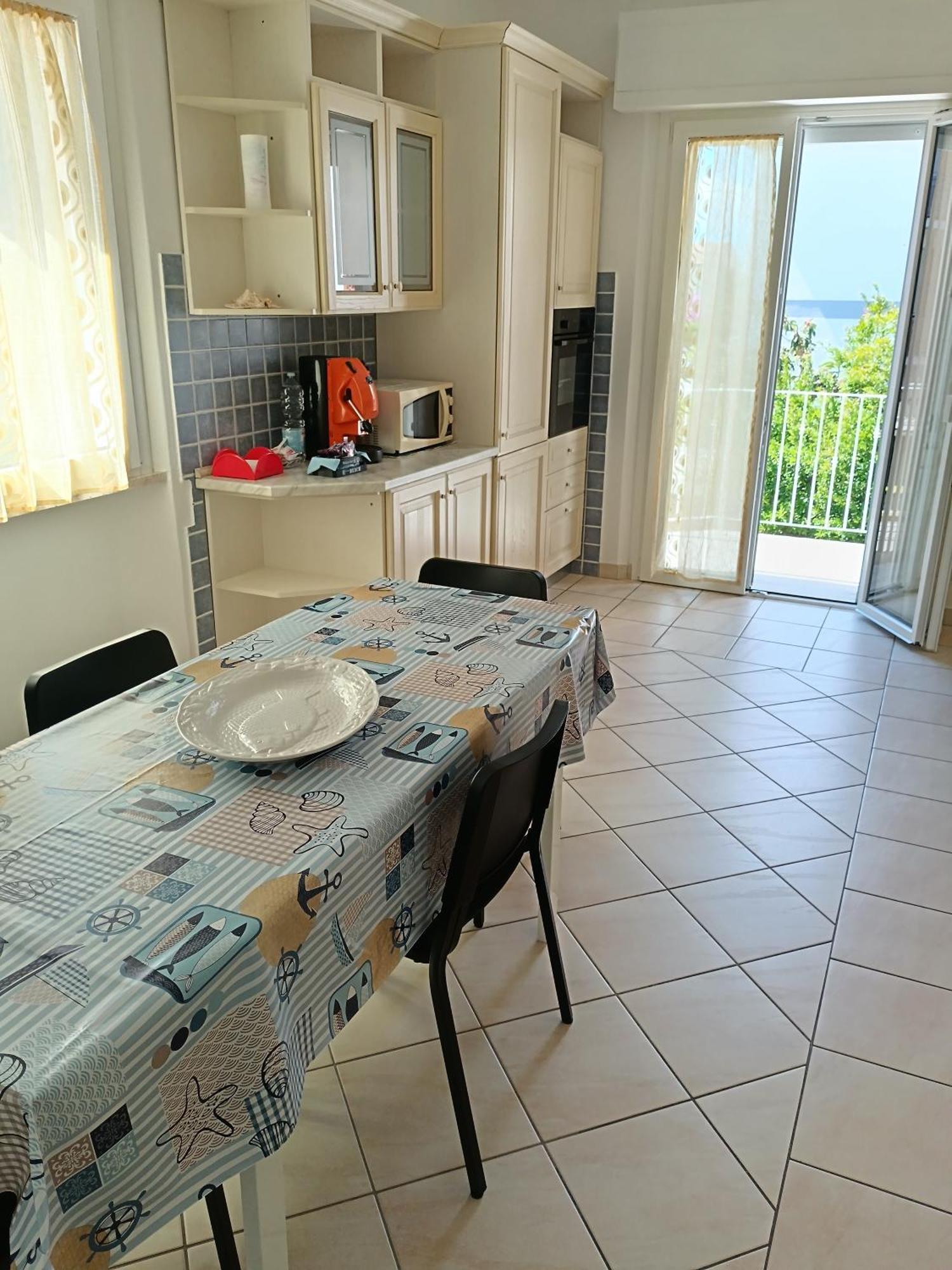 A Casa Di Berna E Tere Apartment Venturina Terme Bagian luar foto